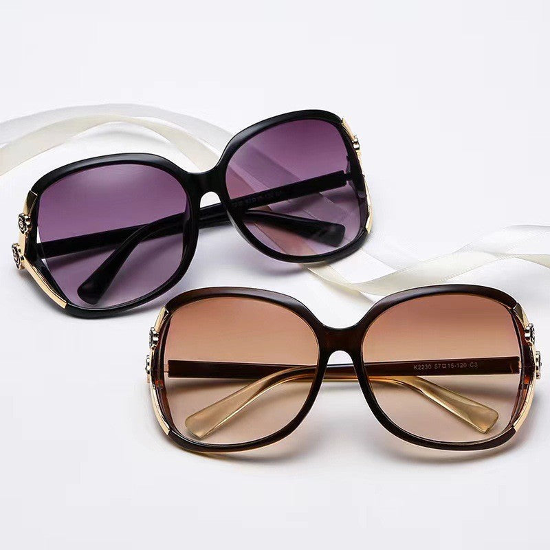 New Classic Vintage Driving Sunglasses for Women Luxurious Fashionable Camellia Hollow-out Women’s Sun Glasses UV400 Protection