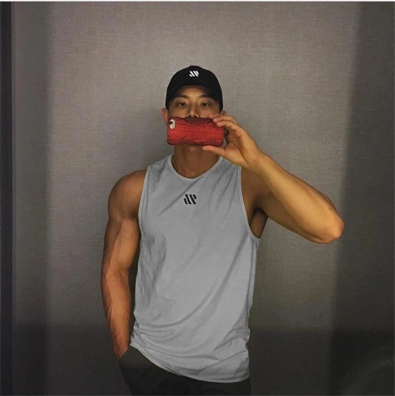 2025 Mens fitness gyms Tank top men Fitness sleeveless shirt Male mesh breathable Sports vest Undershirt Gyms Running vest men