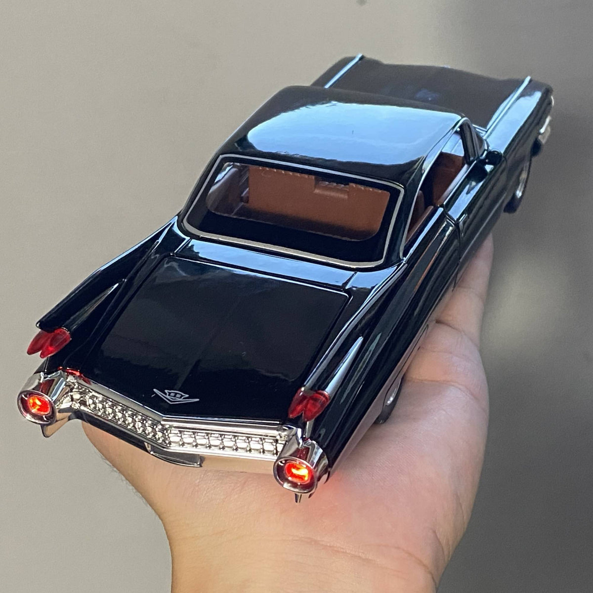 1:24 Cadillac Eldorado Biarritz 1959 Series 62 Alloy Diecast Model Miniature Voiture Home Decor Christmas Gifts For Childrens