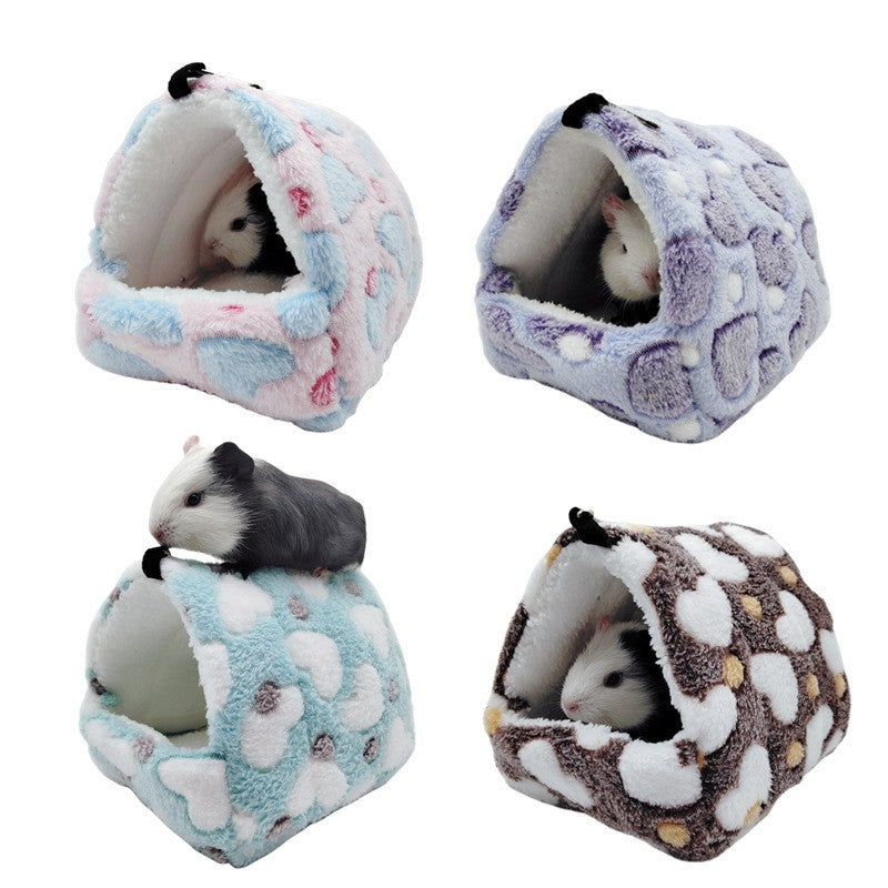 1PCS Coral Fleece Dot Printing Small Foam Pet House Hanging Hamster Bed For Small Animals Squirrel Parrot Cotton Nest