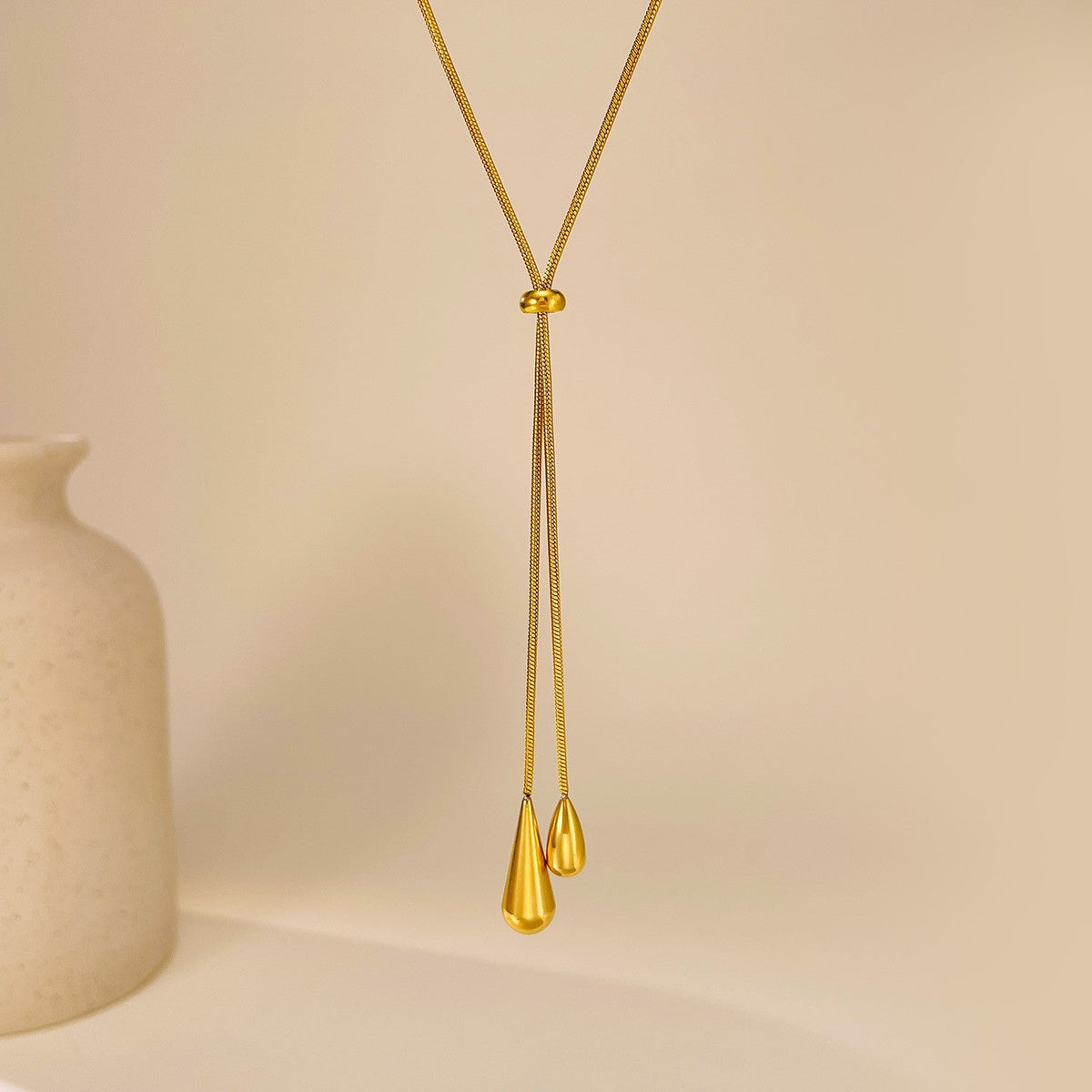 Europe and America Fashion Gold Color Stainless Steel Water Drop Tassel Pendant Necklace for Women Clavicle Chain Paty Jewelry