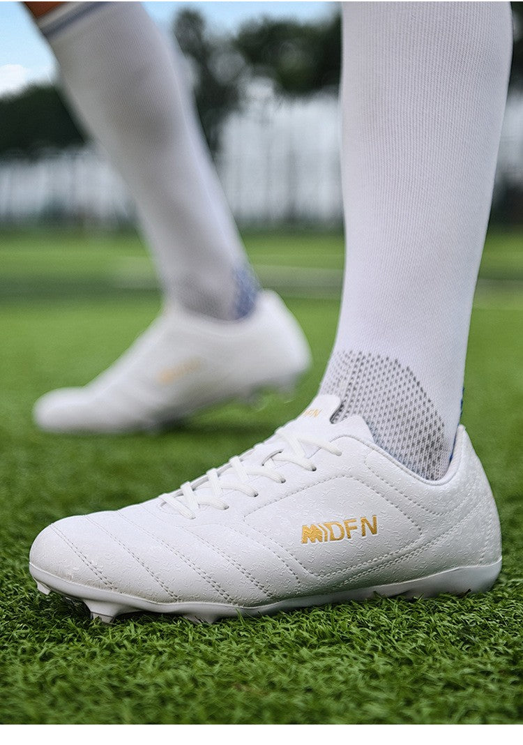 New Men Football Boots Men Soccer Shoes Adults Society Football Cleats Ultralight Training Soccer Sneakers Outdoor Lagre Size 47