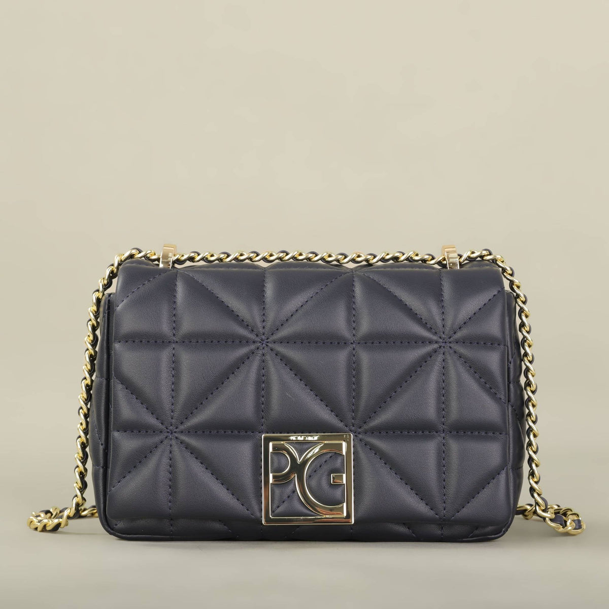 PG 2026 Fashion Classic Retro Women's New Shoulder Bag Letter Material Party Multi functional New Design classic Crossbody Bag