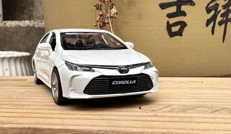 1:43 Corolla Alloy Car Model Diecasts & Toy Vehicles Miniature Scale Model Car For Children Collection Ornaments Birthday Gifts