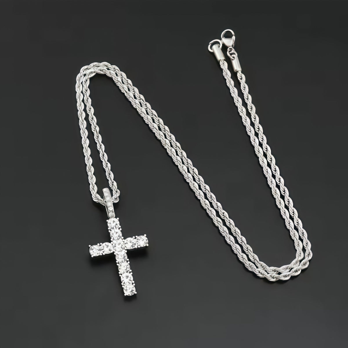 Iced Out Crystal Zircon Cross Pendant Necklace Silver Plated Twisted Chain Necklaces For Men Women?With a complimentary gift