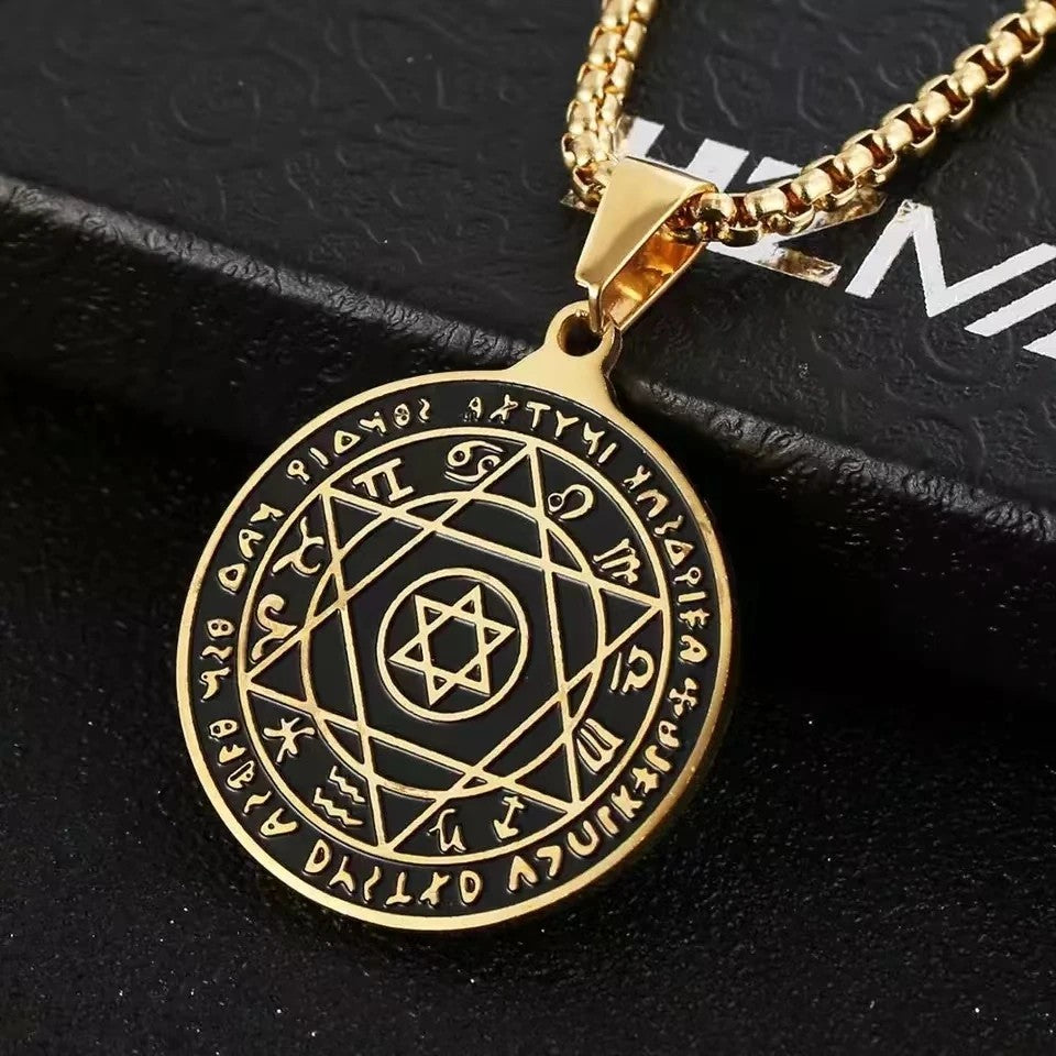 Rune Compass Necklace for Men Vintage High Quality Pendant Amulet Party Jewelry Gift