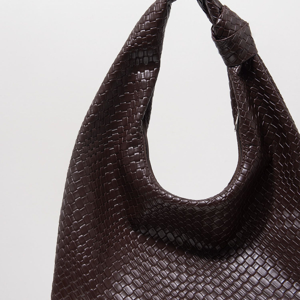Vintage Faux Woven Leather Shoulder Bag, Women's Handbag, Large Capacity Tote Bag, Crescent Bag, Zipper Underarm Bag, Daily Commuter Bag (Random Pattern)