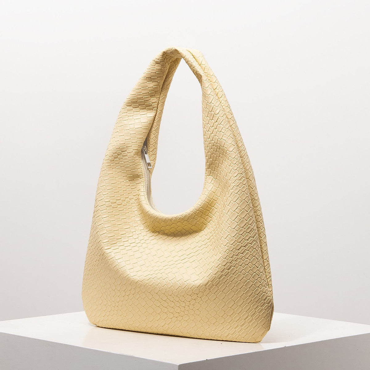 Vintage Faux Woven Leather Shoulder Bag, Women's Handbag, Large Capacity Tote Bag, Crescent Bag, Zipper Underarm Bag, Daily Commuter Bag (Random Pattern)