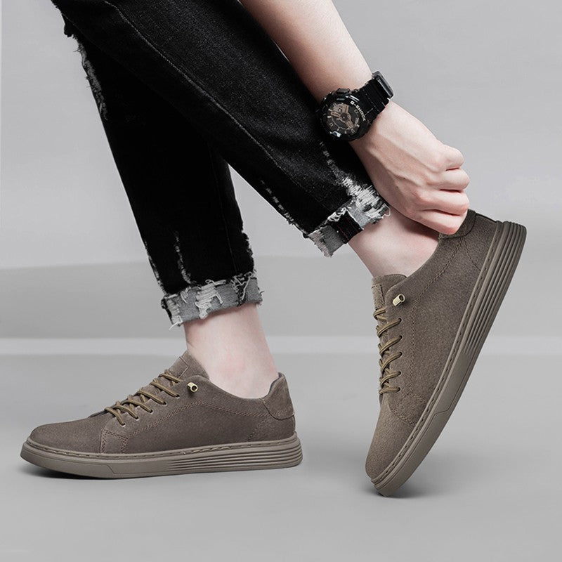 New Men's Suede Fashionable Lace-Up Casual Shoe Breathable And Comfortable Walking Shoe Anti -Slip And Wear-Resistant Flat Shoes