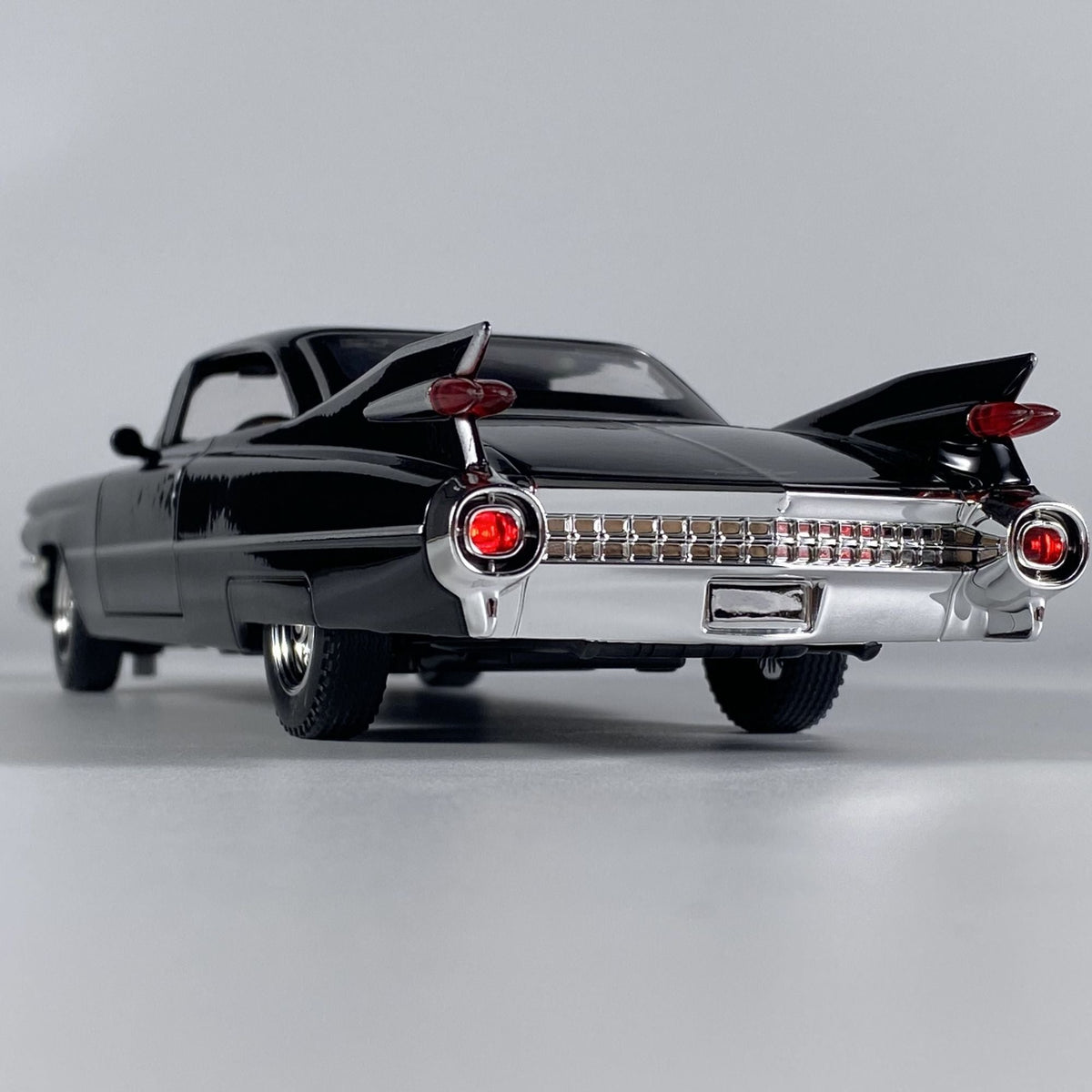 1:24 Cadillac Eldorado Biarritz 1959 Series 62 Alloy Diecast Model Miniature Voiture Home Decor Christmas Gifts For Childrens