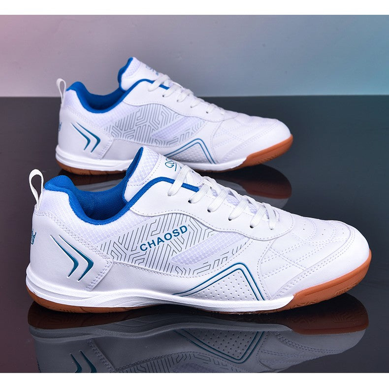 Men Professional Soccer Cleats Anti-Slippery Futsal Training Cleats Wear Resistant Ultralight Outdoor Indoor Unisex Sneakers