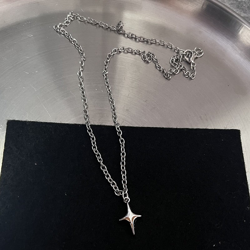 Y2K Flail Fire Heart Teeth Pendant Necklace for Women Men Charm Necklace Grunge Punk Fashion Jewelry ?