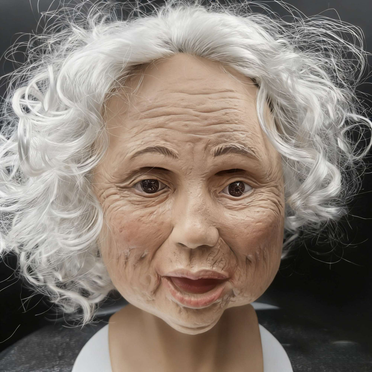 Realistic Old Woman Latex Mask with White Curly Hair, Full Head Elderly Grandma Mask for Halloween Cosplay, Horror Costume Party