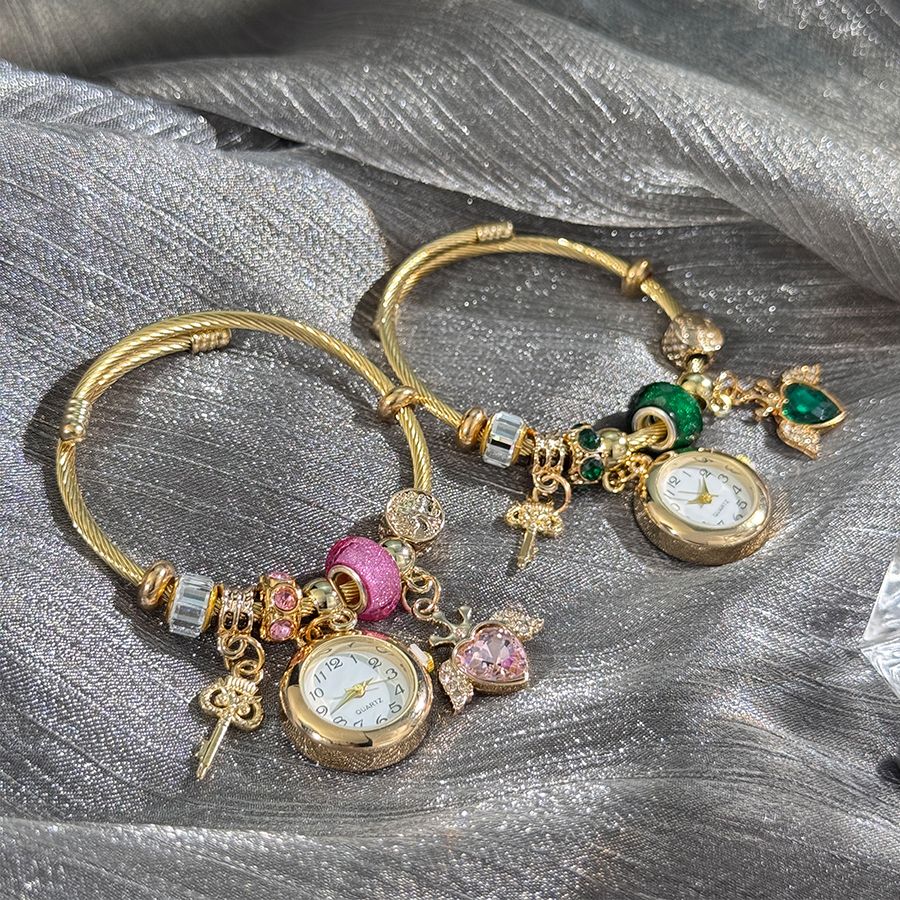 Cross-border Gold Bracelet Watch Adjustable opening Alloy bracelet Quartz Watch Beaded Small flower bracelet Watch