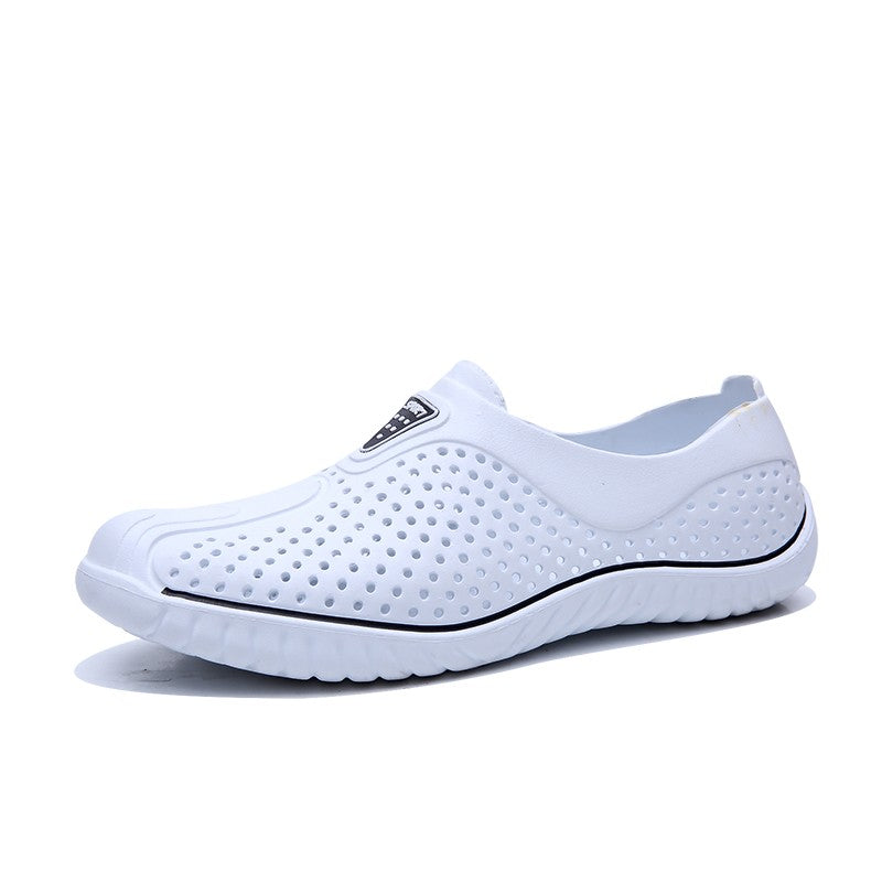 2025 Breathable Summer Men Slippers Outdoor Water Shoes Hollow Ultra Light Beach Shoes Casual Men Sandals  Black Garden Shoes