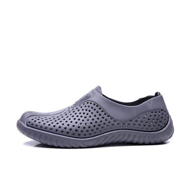 2025 Breathable Summer Men Slippers Outdoor Water Shoes Hollow Ultra Light Beach Shoes Casual Men Sandals  Black Garden Shoes