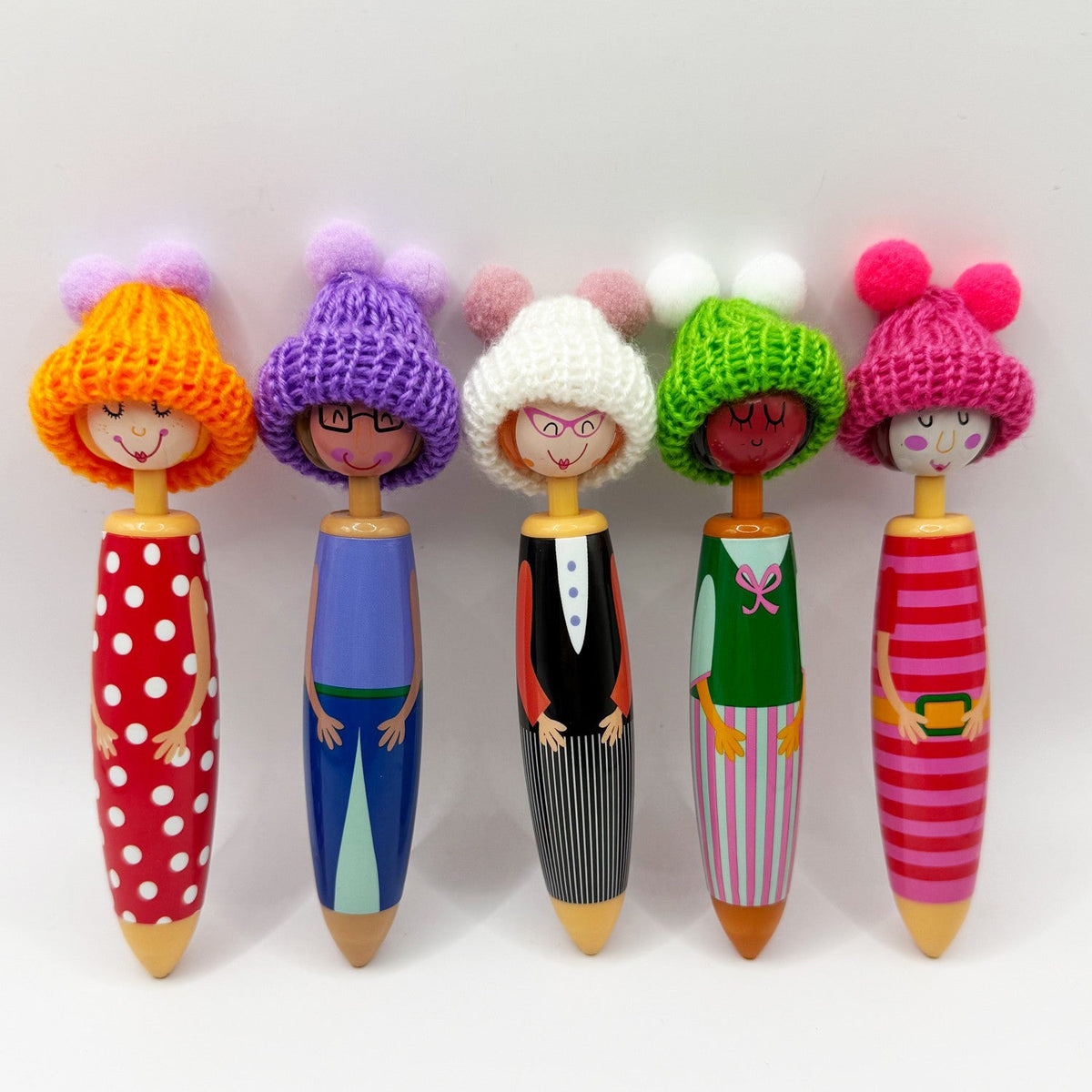 Christmas Doll Ballpoint Pen, Cute Cartoon Gel Pen 0.5mm Blue Ink, Suitable for Business Home or Office Supplies.
