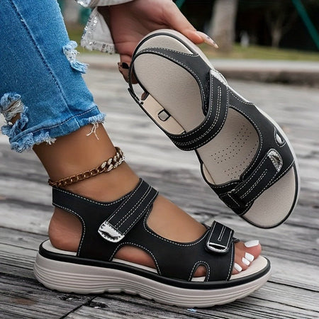 2025 New Summer Sandals Travel Women Shoes New Sandal Sole Durable Sandal Ladies Outdoor Beach Slippers Platform Sandals