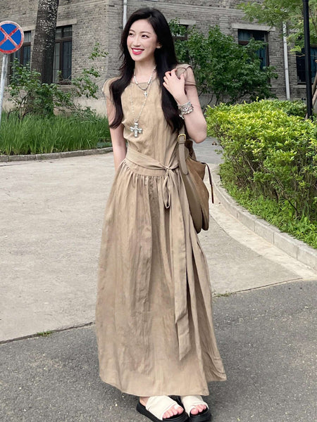 French Riviera Maxi Dress Women Sleeveless Vacation Wear Sculpted Waist Effortless Elegance Seaside Aesthetic Minimalist Luxury