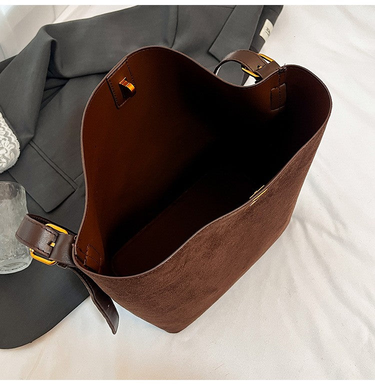 Shoulder Bags Bucket Bag Retro Suede Fur Women Tote Bag New Style Versatile Shoulder & Crossbody Bag 2025