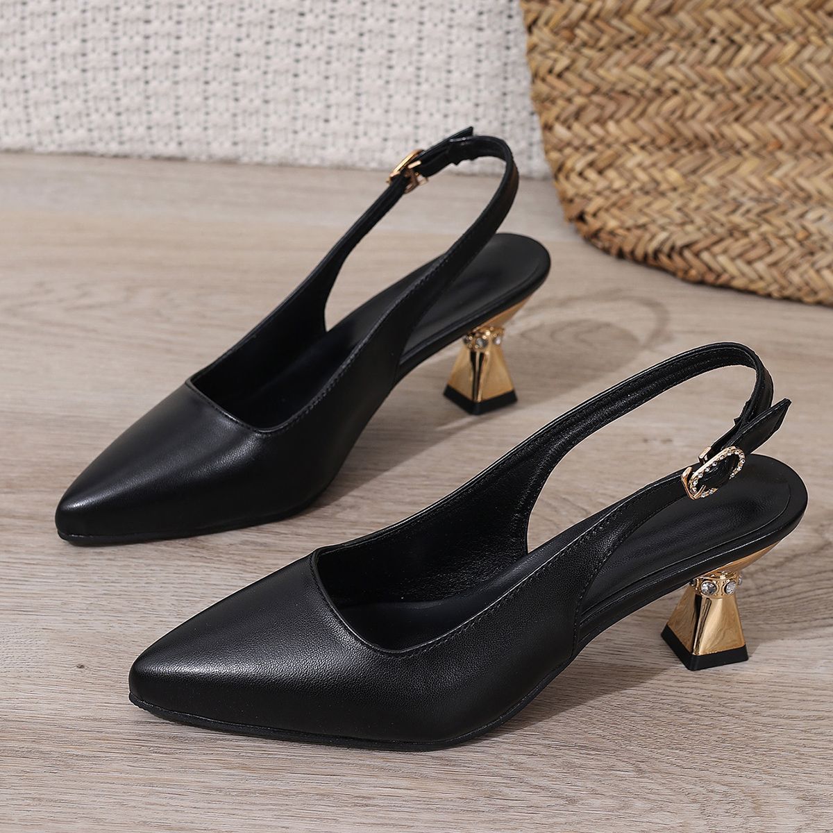 Pu Leather High Heels Pumps Women 2025 Summer Ankle Buckle Thick Heeled Sandals Woman Crystal Decor Pointed Toe Party Shoes