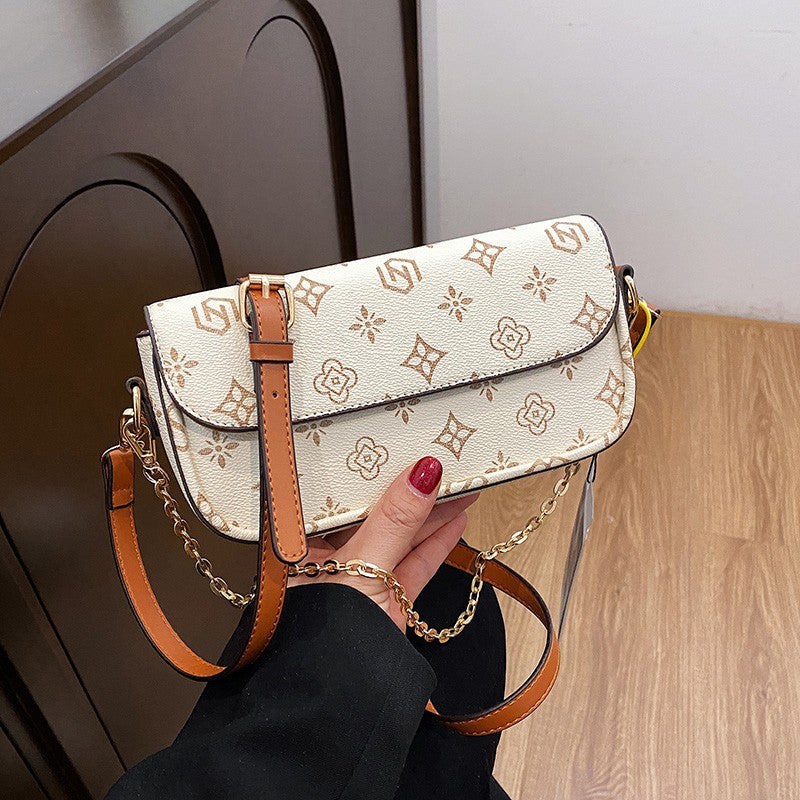 Fashionable retro printed small square bag; versatile single shoulder bag; crossbody bag under the arm.