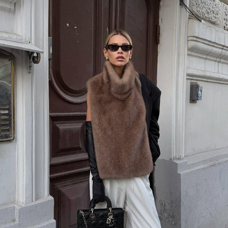 Fashion Solid Plush Faux Fur Coat Women Elegant Warm Long Sleeves Loose Jacket 2025 Lady Winter Chic High Street Outerwear ?