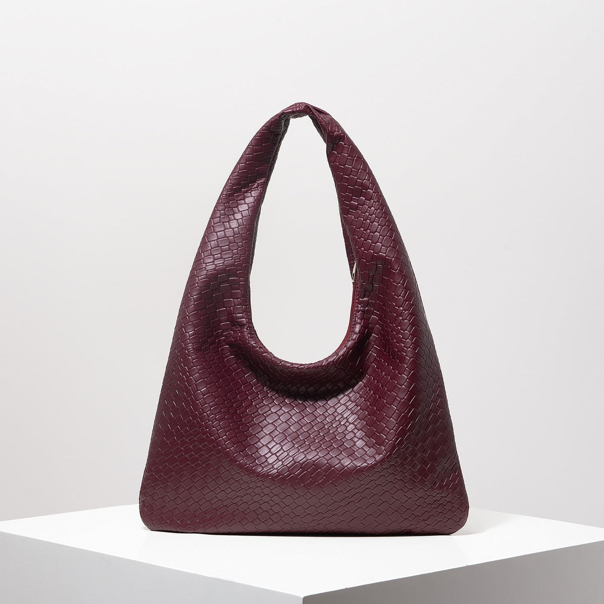 Vintage Faux Woven Leather Shoulder Bag, Women's Handbag, Large Capacity Tote Bag, Crescent Bag, Zipper Underarm Bag, Daily Commuter Bag (Random Pattern)