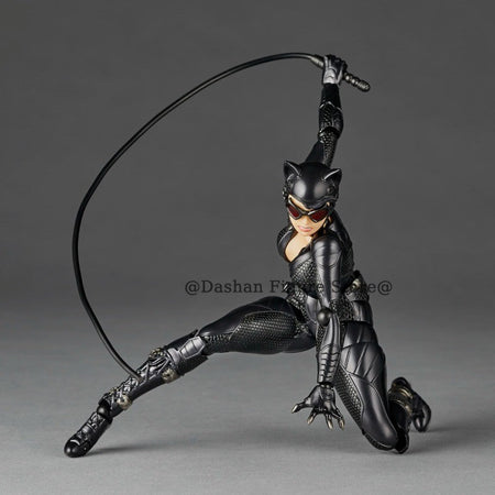 Amazing Yamaguchi Catwoman Selina Kyle Action Figure Kaiyodo Revoltech Figures Collection 15cm Comic The Cat Woman Model Toys