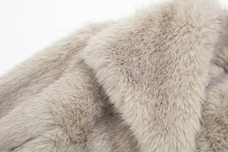 HH 2025 Vintage Women Cropped Faux Fur Jacket Long Sleeve Turn-Down Collar Female Plush Wool Coats Chic Lady Fur Outerwear