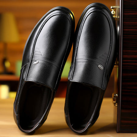 100% cowhide Men's Leather shoes New large size Fashion  riding boots Men's shoes Casual sports shoes Low heels Motorcycle boots