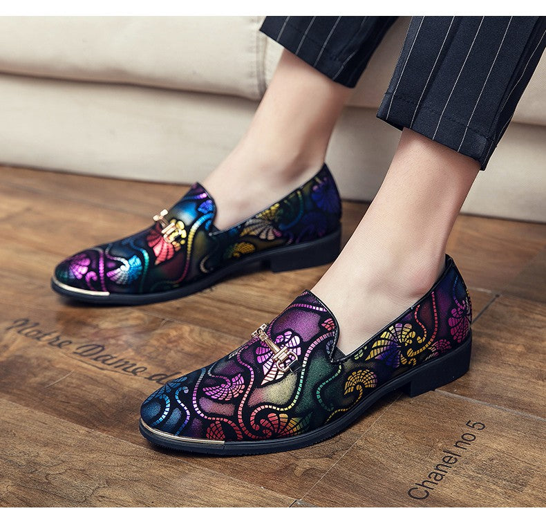 New pointed British men's business dress set with leather shoes and oversized men's shoes, fashionable and versatile