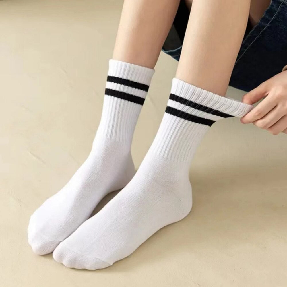 6 Pairs Women's Mid Socks Solid Color Breathable Comfortable In Autumn Winter Sweat Absorbing High-Quality Casual Socks Sports