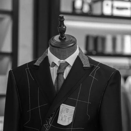 3 Pieces Brown Classic Men Suit Tuxedo Peak Lapel Groomsmen Wedding Suits Set Fashion Men Business Blazer Jacket+Pants+Vest