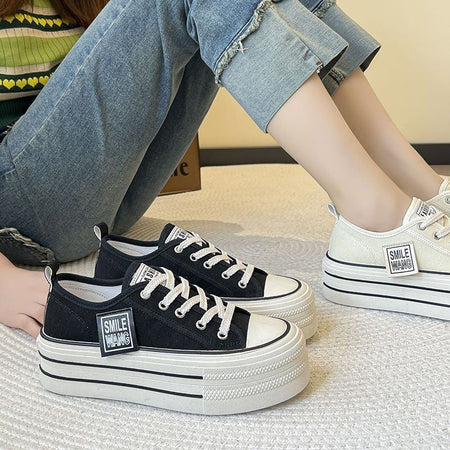2024 New Women's Black Platform Canvas Sneakers Lace-up Comfortable Shoes Fashion Outdoor Multi-functional Sports Canvas Shoes