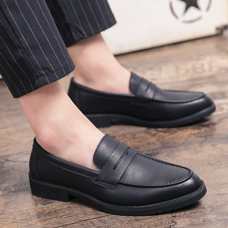 High Quality Casual Business Shoes Men Leather Loafers Classic Men's Dress Shoes Formal Office Leather Brogues Shoes Male