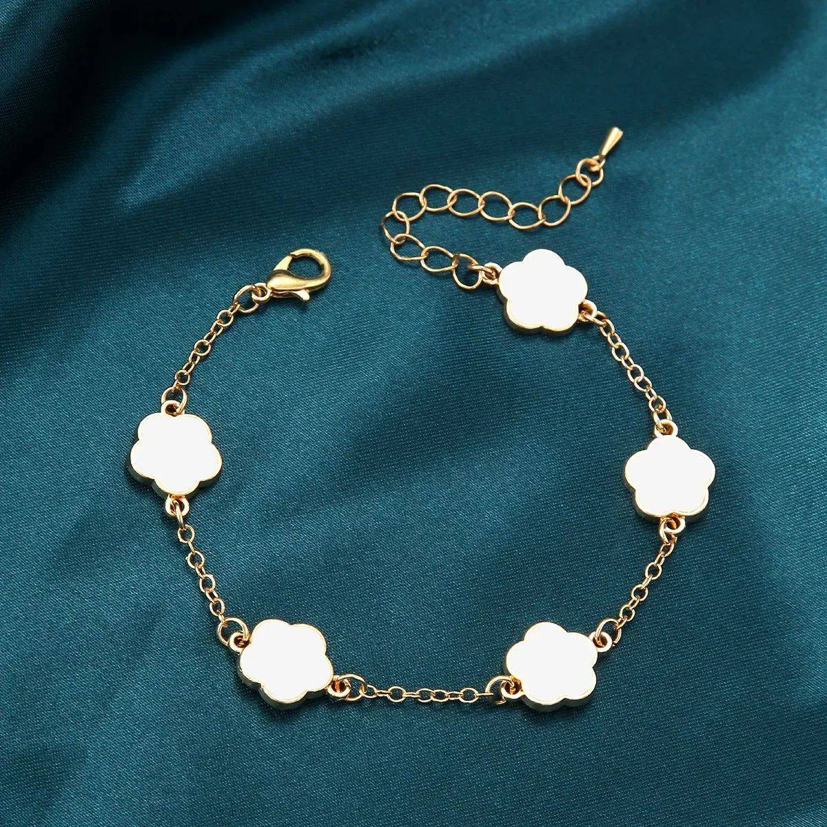 Europe and America Style Simple Delicacy Embed Zircon Tree of Life Bangle Elegance  for Women Open Mouths Bracelet Paty Jewelry
