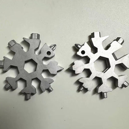 1/2 Snowflake Multi Functional Tool Silver, Durable Structure, Multi Functional Small Tool, Suitable for Camping and Home Use