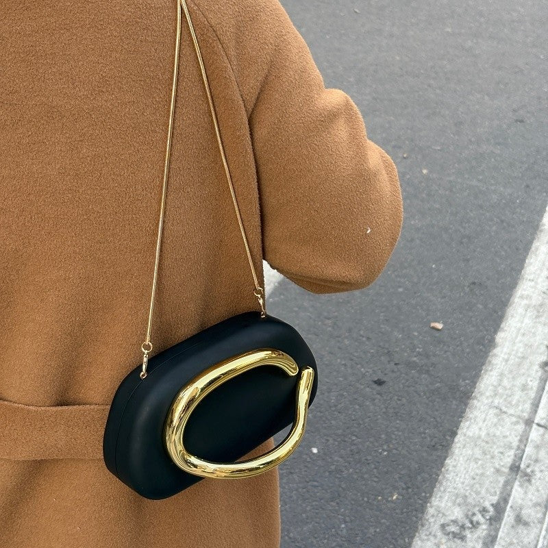 Brand Z Clutch Bag Metal Handle Design Luxury Evening Lipstick Bag Round Box Chain Bag Elegant Woman Shoulder Messenger Bags