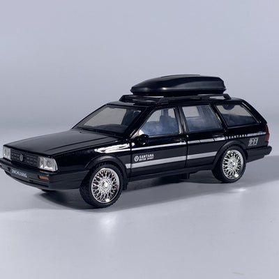 1:32 VolksWagenwerk Santana Wagon Alloy Metal Diecast Model Classic Car Pull Back Children Toy Miniature Cars Ornaments Presents
