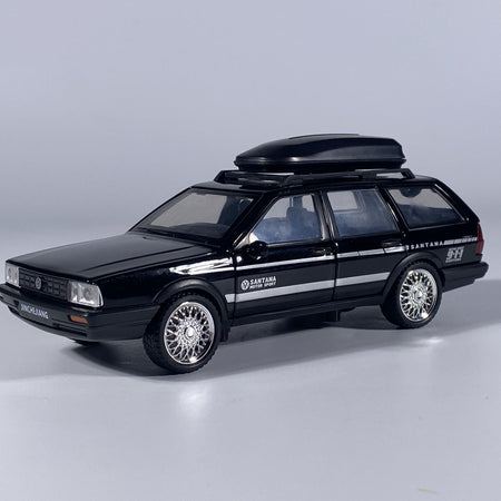 1:32 VolksWagenwerk Santana Wagon Alloy Metal Diecast Model Classic Car Pull Back Children Toy Miniature Cars Ornaments Presents