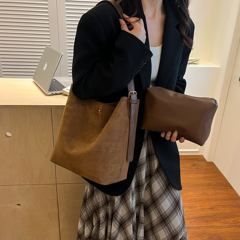 Shoulder Bags Bucket Bag Retro Suede Fur Women Tote Bag New Style Versatile Shoulder & Crossbody Bag 2025