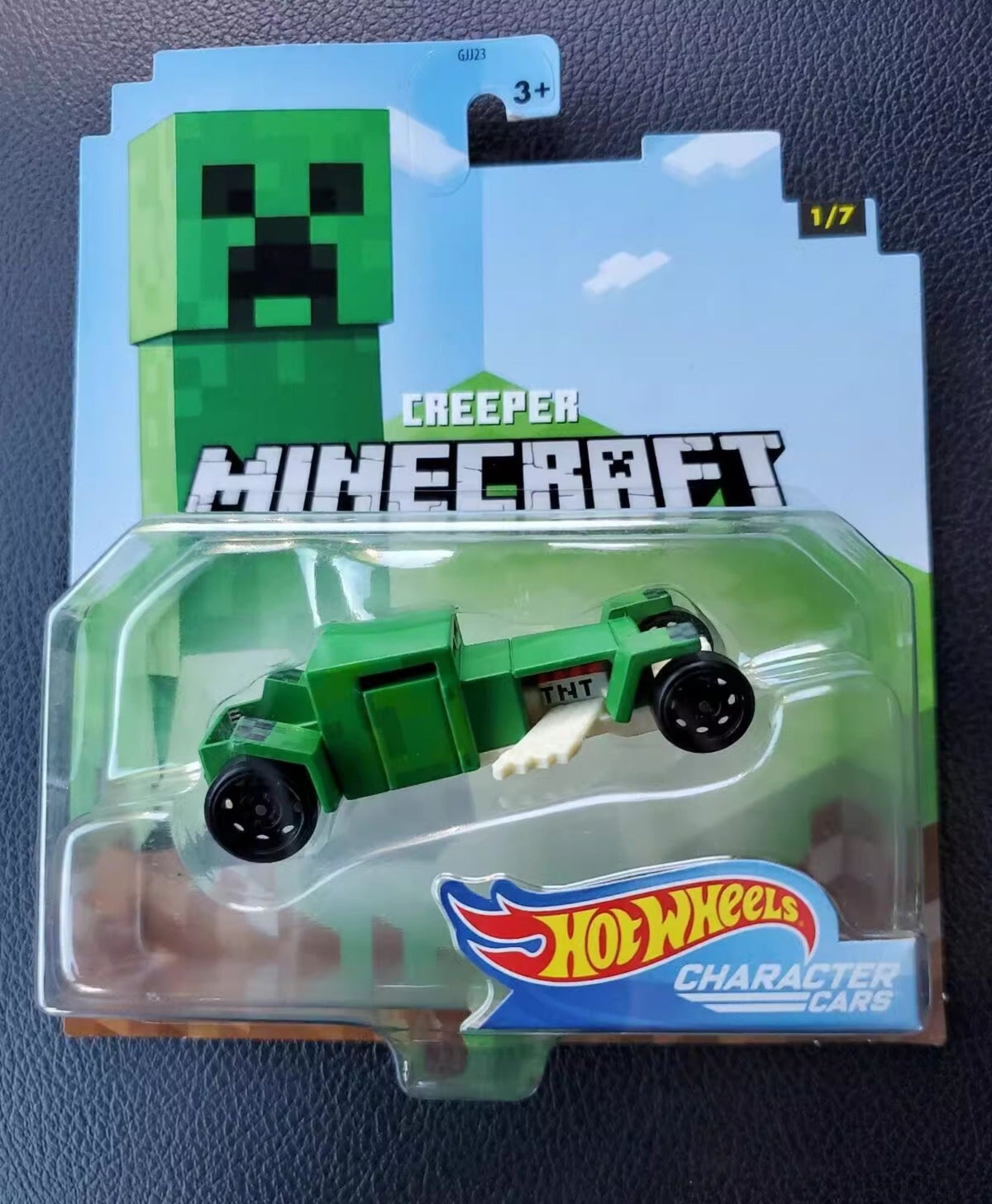 Genuine Hot Wheels Minecraft Series Model Toy Car Desktop Ornament Collectibles Holiday Gifts In Stock