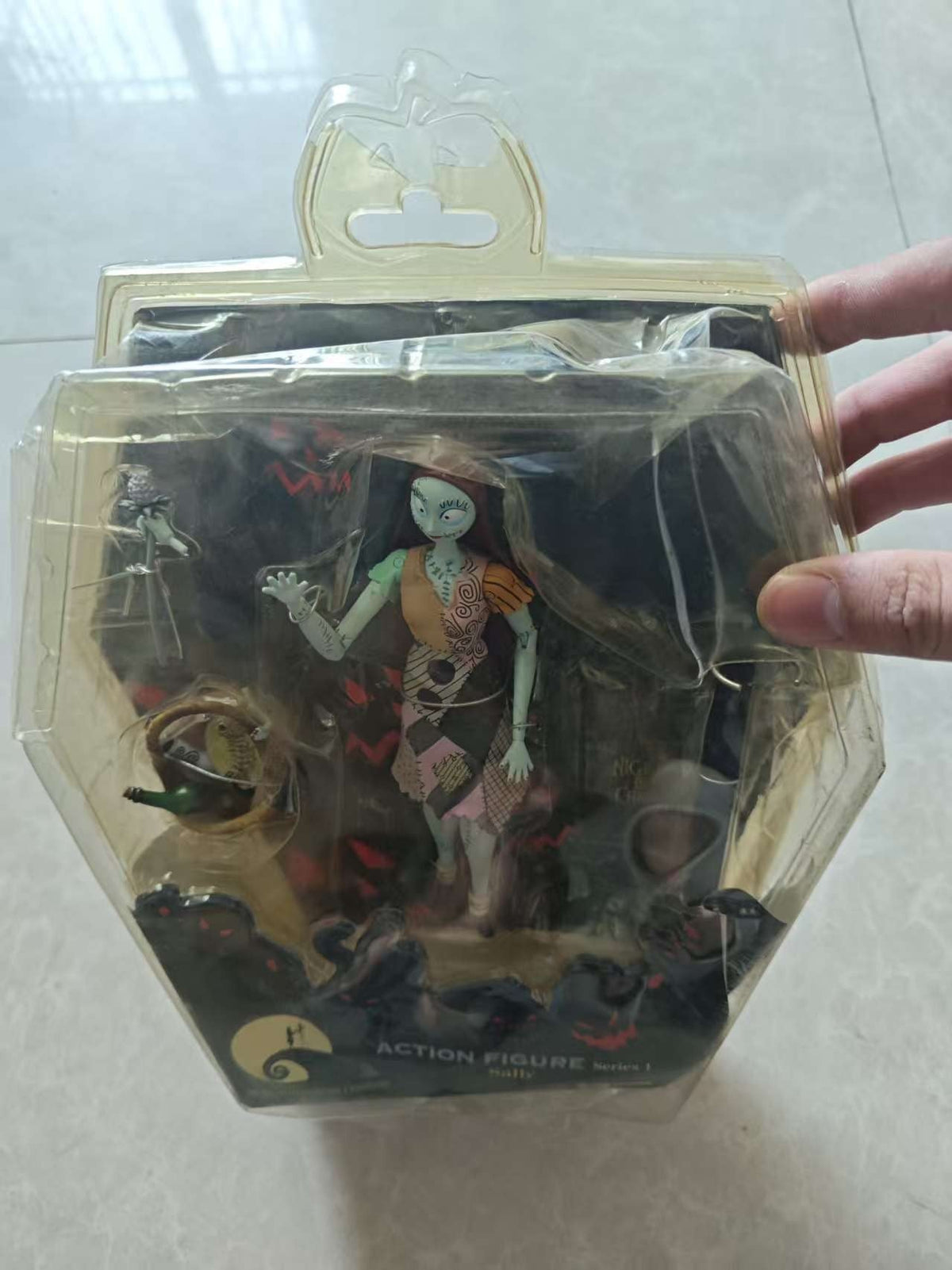 Disney Jun Planning Nightmare Before Christmas Sally Action figures Series 1 Halloween gift The packaging does not include a box