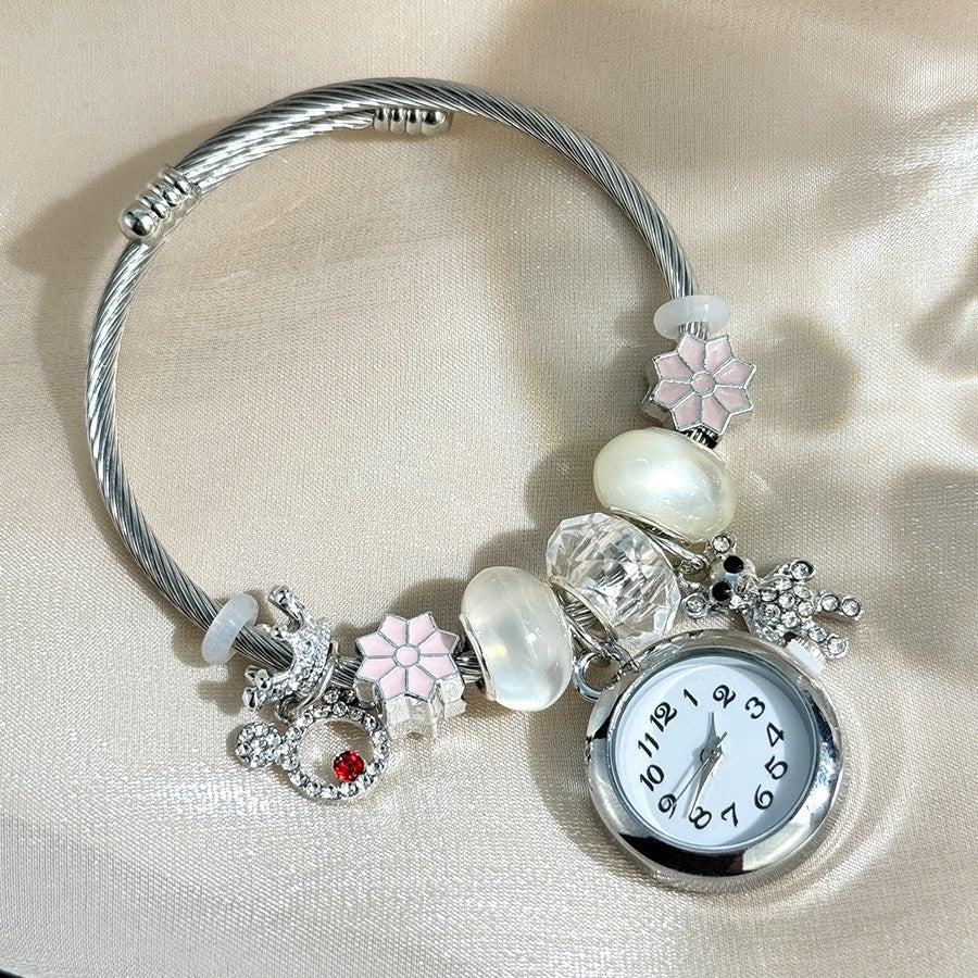 Cross-border Gold Bracelet Watch Adjustable opening Alloy bracelet Quartz Watch Beaded Small flower bracelet Watch