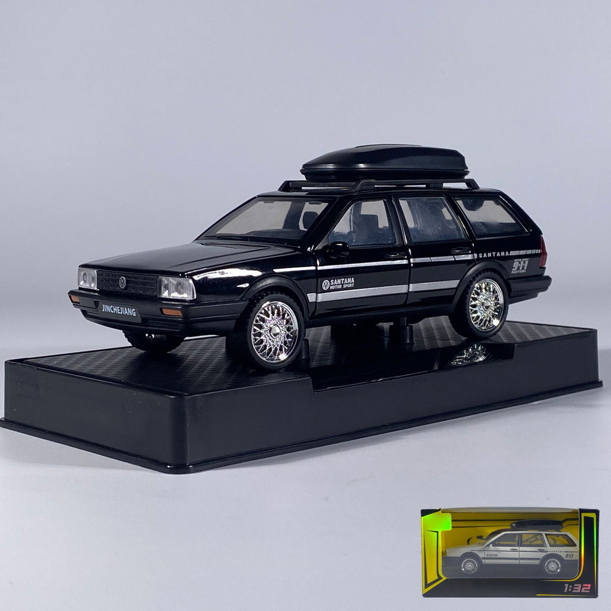 1:32 VolksWagenwerk Santana Wagon Alloy Metal Diecast Model Classic Car Pull Back Children Toy Miniature Cars Ornaments Presents