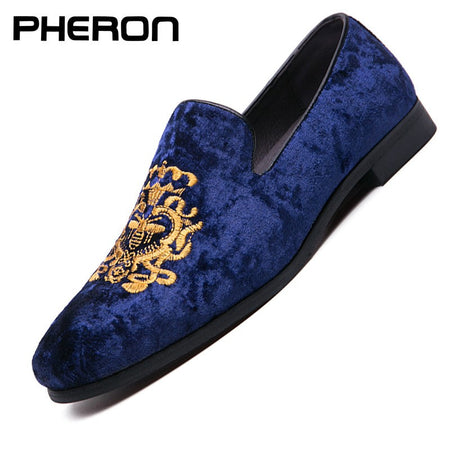 2022 Wedding Dress Shoes Casual Men Loafers New Big Size Lazy Peas shoes Embroidery Moccasins Shoes Suede Leather shoes Zapatos