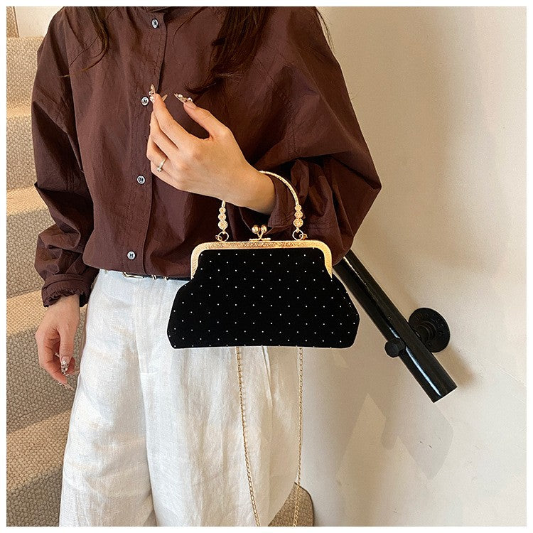 Luxury Design Women's Evening Clutch Purse Dinner Party Ladies Small Clip Shoulder Bag Handbags Retro Female Chain Crossbody Bag