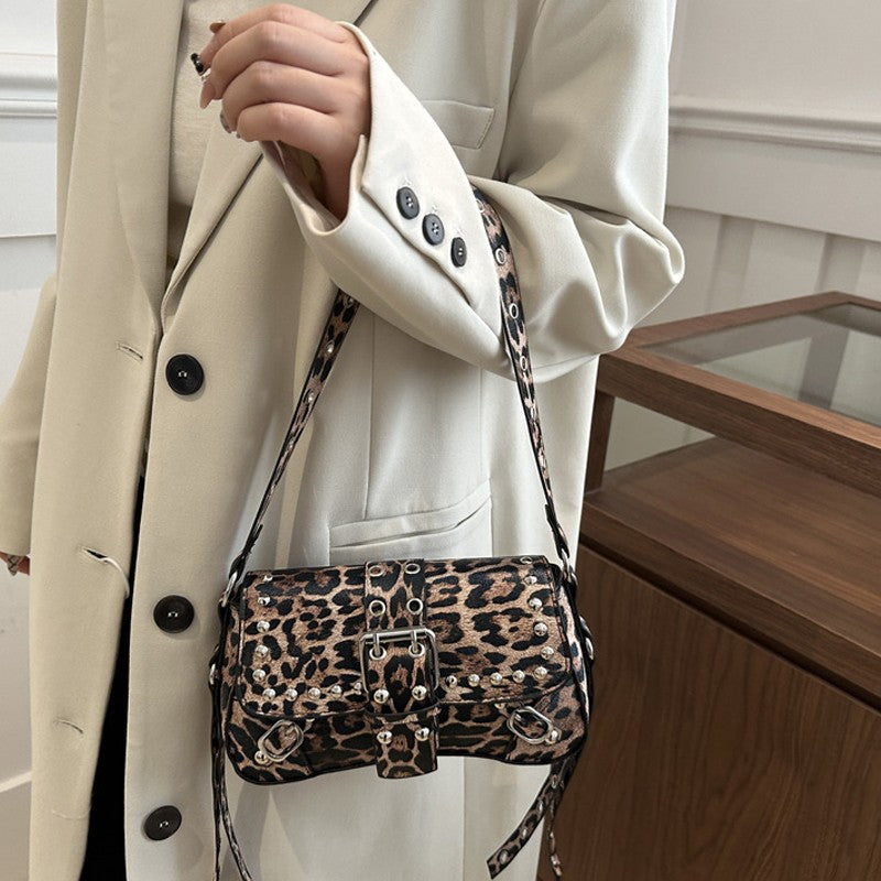 Shoulder Bag for Women Punk Style Purse PU Leather Rock Fashion Handbags with Rivet Small Trendy Armpit Purse