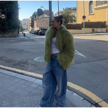 Fashion Solid Plush Faux Fur Coat Women Elegant Warm Long Sleeves Loose Jacket 2025 Lady Winter Chic High Street Outerwear ?